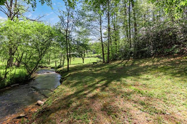 2445 Hanging Dog Road, Murphy, NC 28906