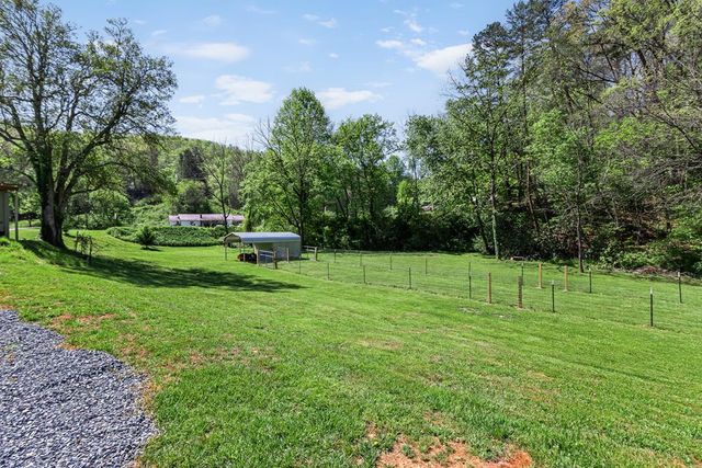 2445 Hanging Dog Road, Murphy, NC 28906