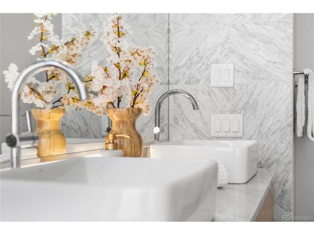 1115 W 37th Ave, Denver, CO 80211