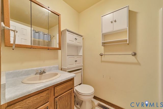 2715 Bethany Church Rd, Bumpass, VA 23024