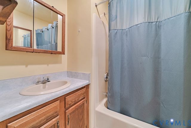 2715 Bethany Church Rd, Bumpass, VA 23024