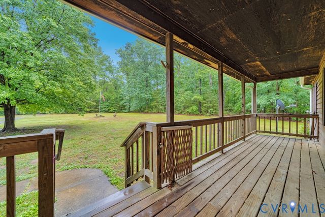 2715 Bethany Church Rd, Bumpass, VA 23024