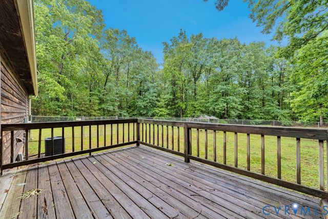 2715 Bethany Church Rd, Bumpass, VA 23024