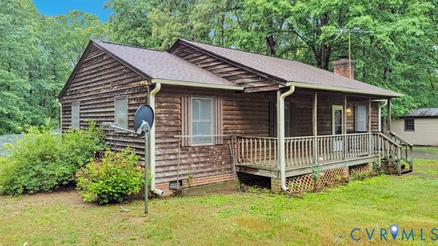 2715 Bethany Church Rd, Bumpass, VA 23024