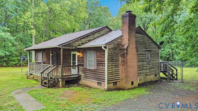 2715 Bethany Church Rd, Bumpass, VA 23024