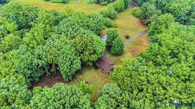 2715 Bethany Church Rd, Bumpass, VA 23024