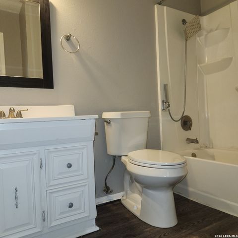 9851 Meadow Way, Converse, TX 78109