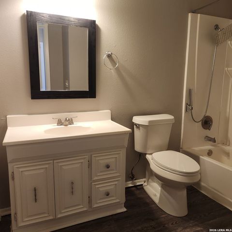 9851 Meadow Way, Converse, TX 78109