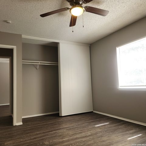 9851 Meadow Way, Converse, TX 78109