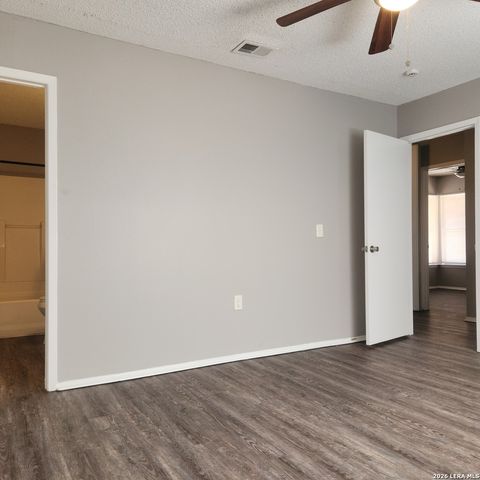 9851 Meadow Way, Converse, TX 78109