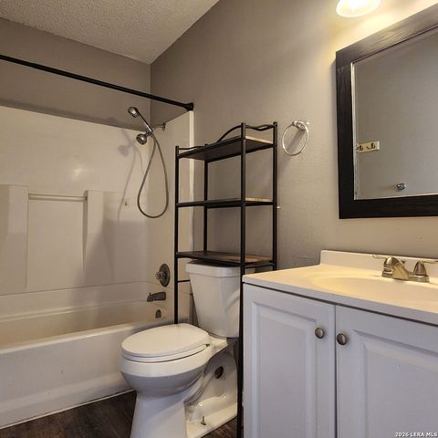 9851 Meadow Way, Converse, TX 78109