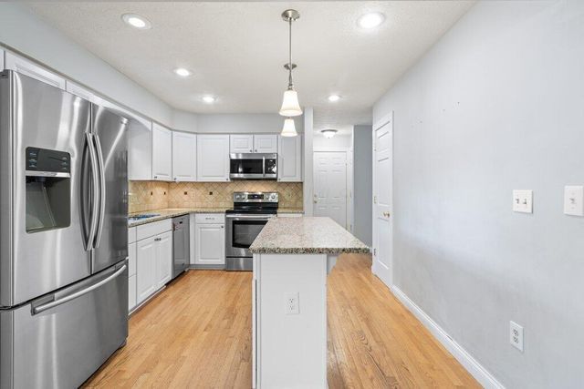 718 Sugar Court, Westerville, OH 43082