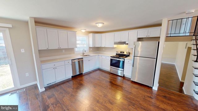 1616 DEBRA DR, Waldorf, MD 20601