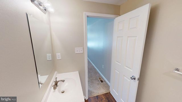 1616 DEBRA DR, Waldorf, MD 20601