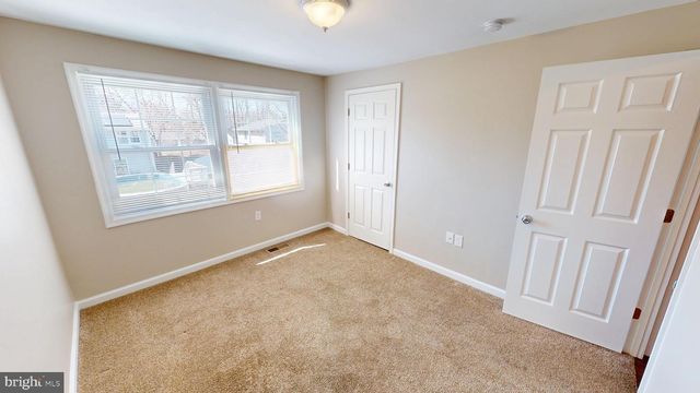 1616 DEBRA DR, Waldorf, MD 20601