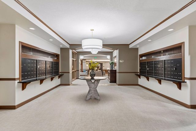 7100 Metro Boulevard 104, Edina, MN 55439