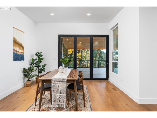 9316 Nw HARDY Ave, Portland, OR 97231