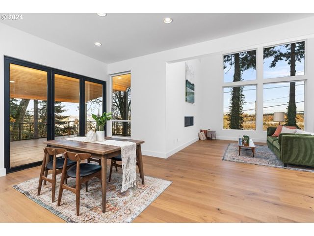 9316 Nw HARDY Ave, Portland, OR 97231