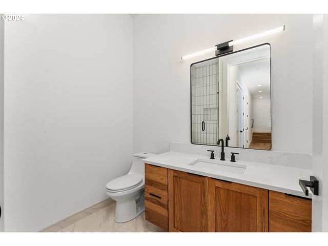 9316 Nw HARDY Ave, Portland, OR 97231