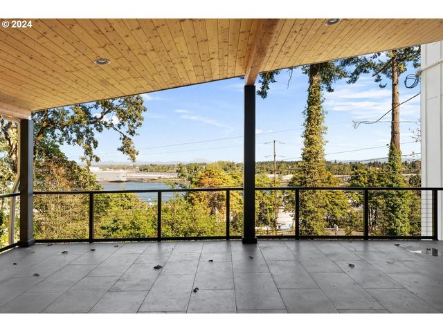 9316 Nw HARDY Ave, Portland, OR 97231