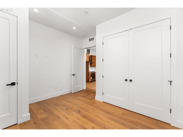 9316 Nw HARDY Ave, Portland, OR 97231