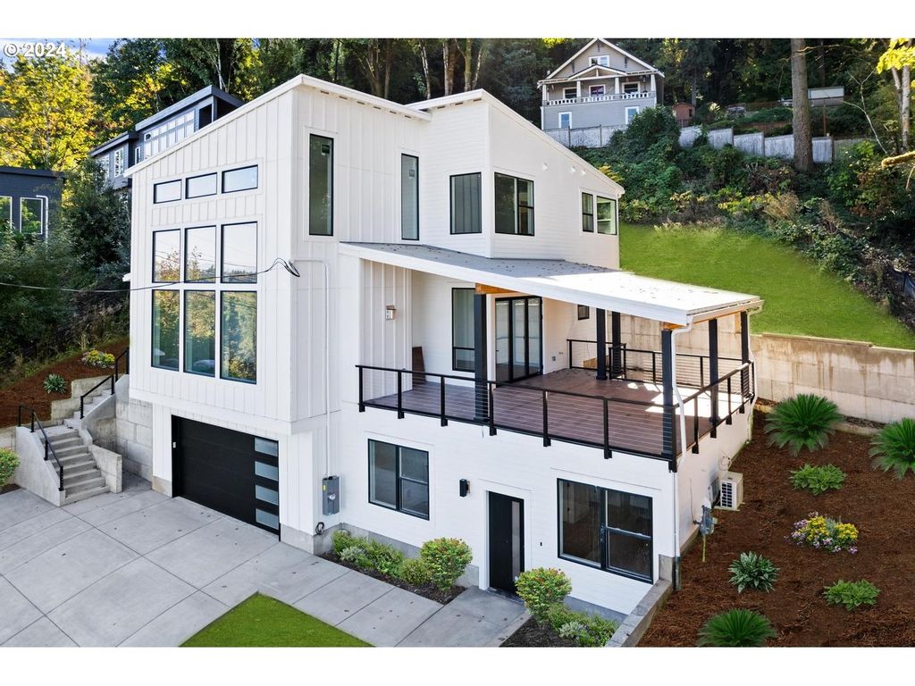 9316 Nw HARDY Ave, Portland, OR 97231