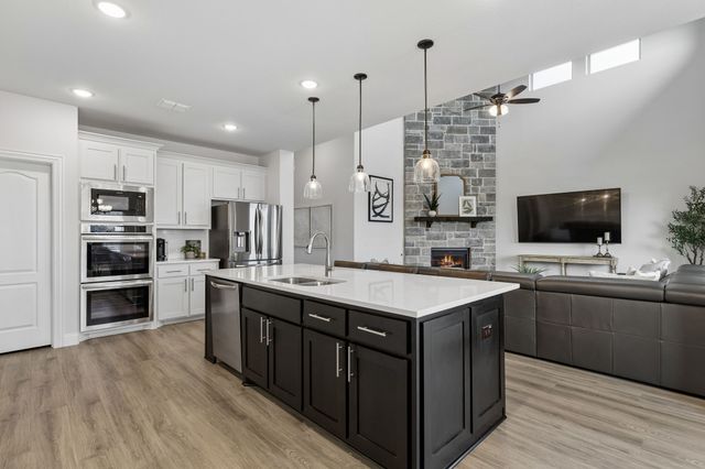 11101 Norcross Drive, Cross Roads, TX 76227