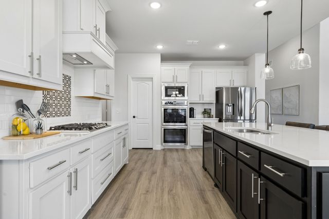 11101 Norcross Drive, Cross Roads, TX 76227