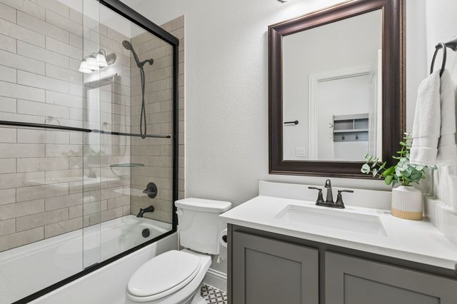 11101 Norcross Drive, Cross Roads, TX 76227