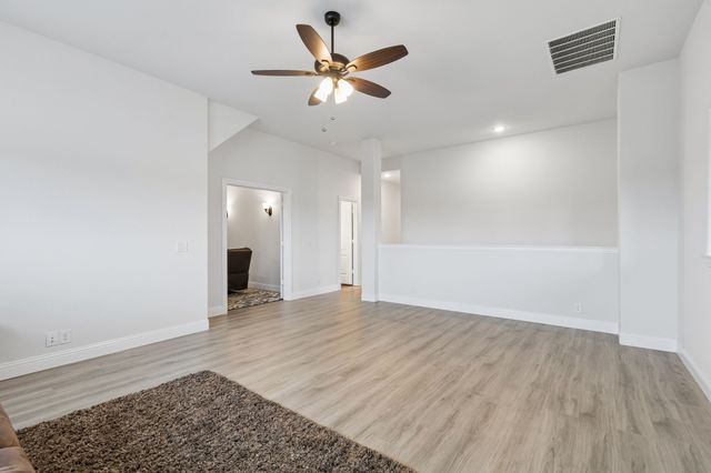 11101 Norcross Drive, Cross Roads, TX 76227