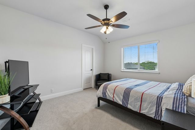 11101 Norcross Drive, Cross Roads, TX 76227