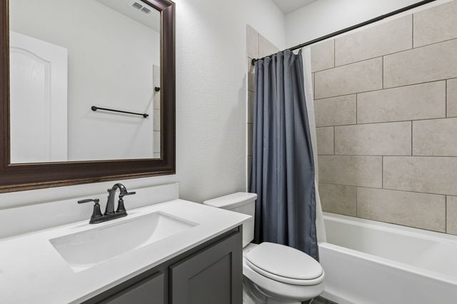 11101 Norcross Drive, Cross Roads, TX 76227