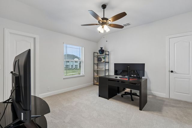 11101 Norcross Drive, Cross Roads, TX 76227