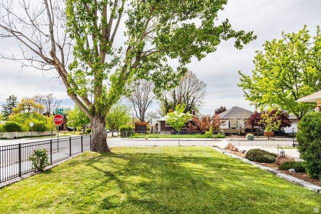 1757 S 800 E, Salt Lake City, UT 84105