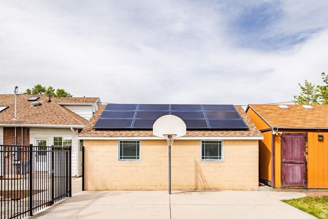 1757 S 800 E, Salt Lake City, UT 84105