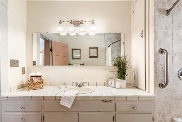 1757 S 800 E, Salt Lake City, UT 84105