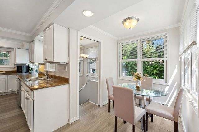 547 Melrose Avenue, Kenilworth, IL 60043