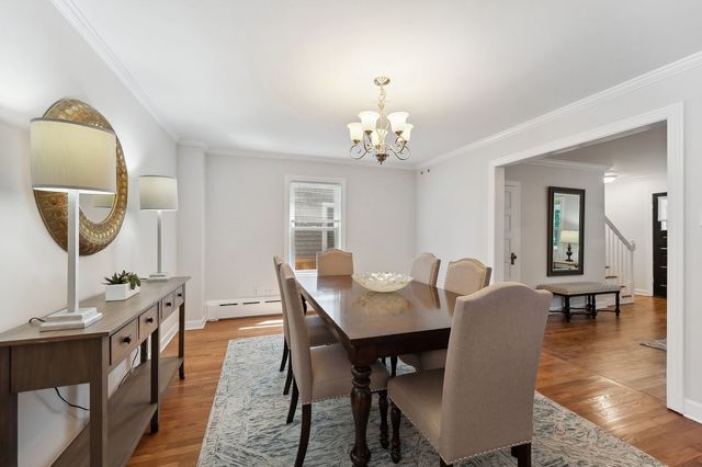 547 Melrose Avenue, Kenilworth, IL 60043