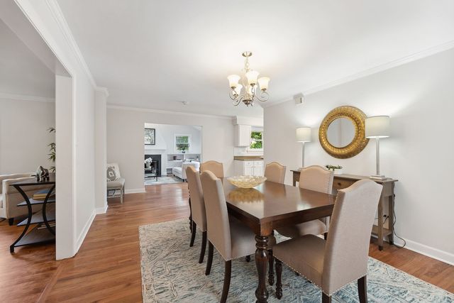 547 Melrose Avenue, Kenilworth, IL 60043