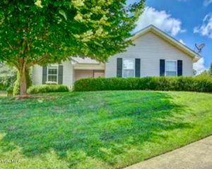 616 Glen Oaks Place, Johnson City, TN 37615