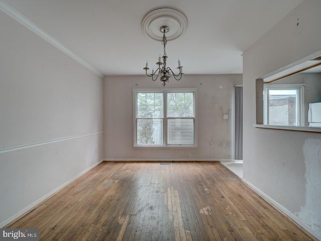 881-A BARNABY ST SE, Washington, DC 20032
