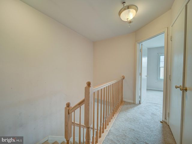 881-A BARNABY ST SE, Washington, DC 20032