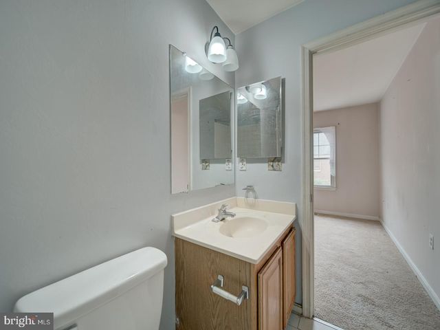 881-A BARNABY ST SE, Washington, DC 20032