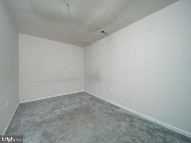 881-A BARNABY ST SE, Washington, DC 20032