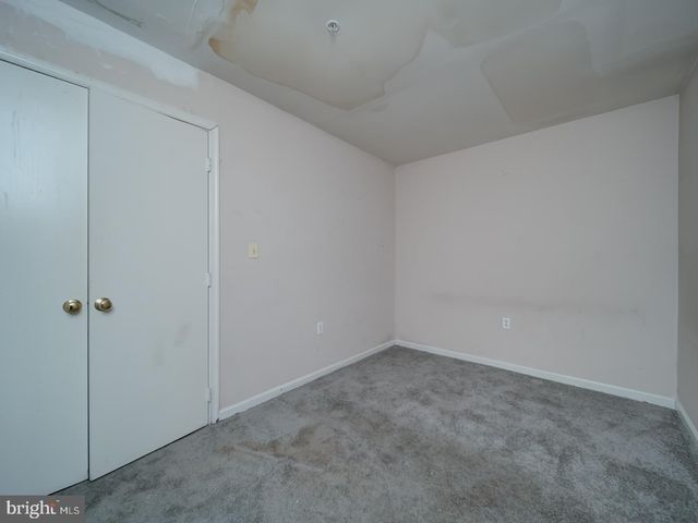 881-A BARNABY ST SE, Washington, DC 20032