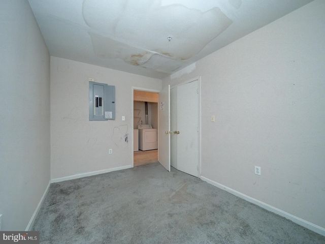 881-A BARNABY ST SE, Washington, DC 20032