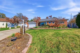 5904 Crane Circle, St Louis, MO 63109