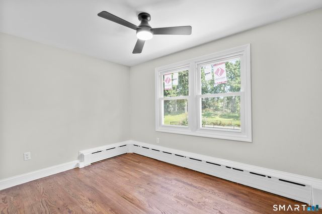 576 Huntington Street, Shelton, CT 06484