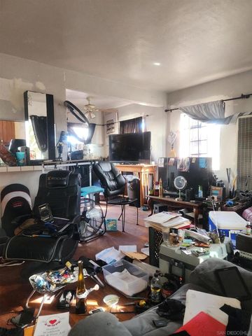 515 Iona Dr, San Diego, CA 92114