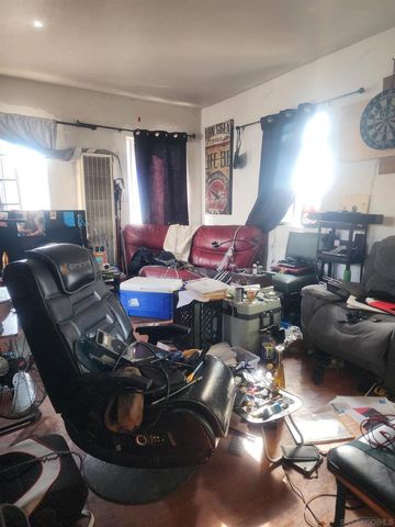 515 Iona Dr, San Diego, CA 92114